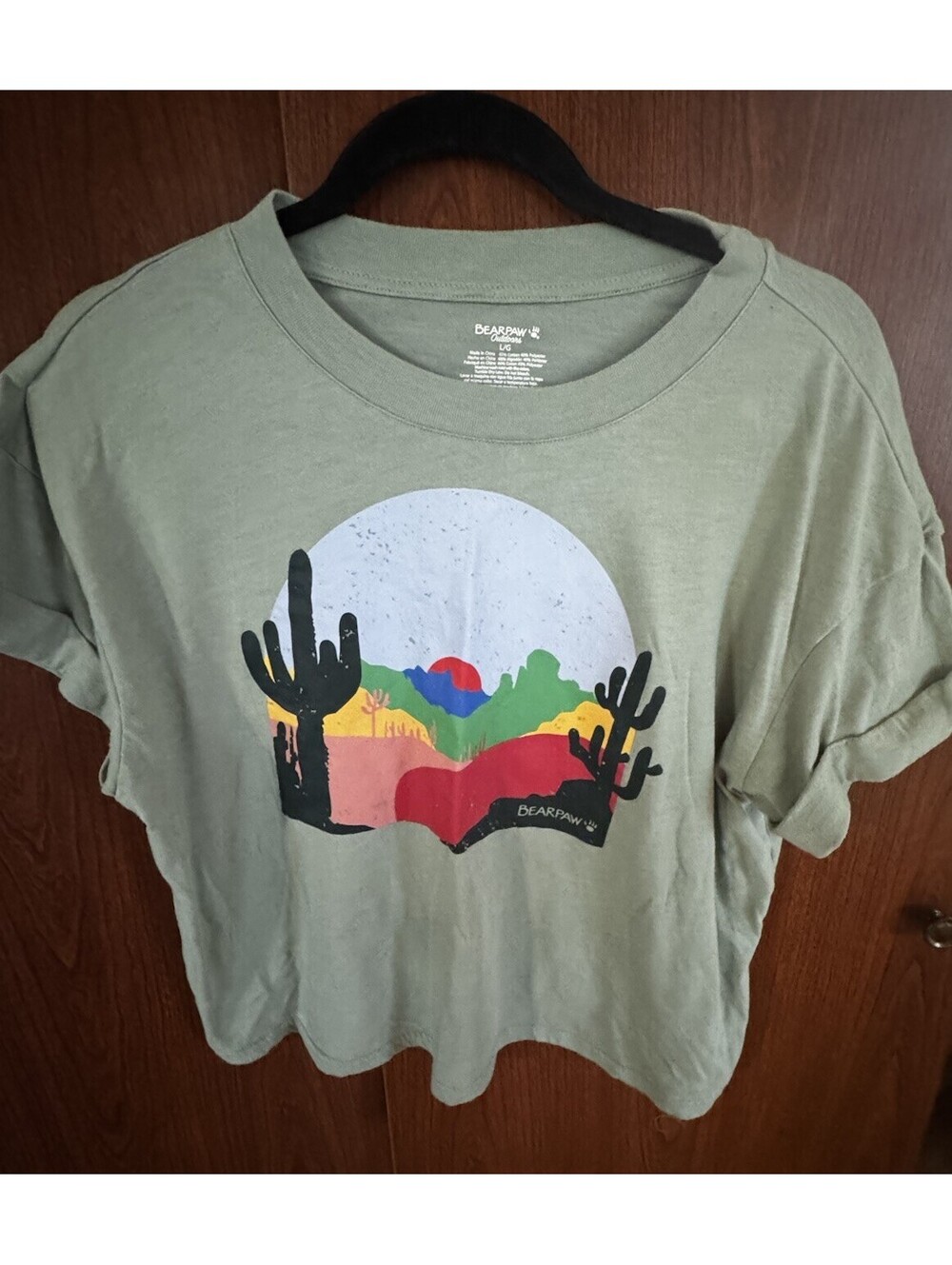 Bearpaw Outdoors Women’s L Cactus Desert Graphic Tee Sage Green Rolled Cuf